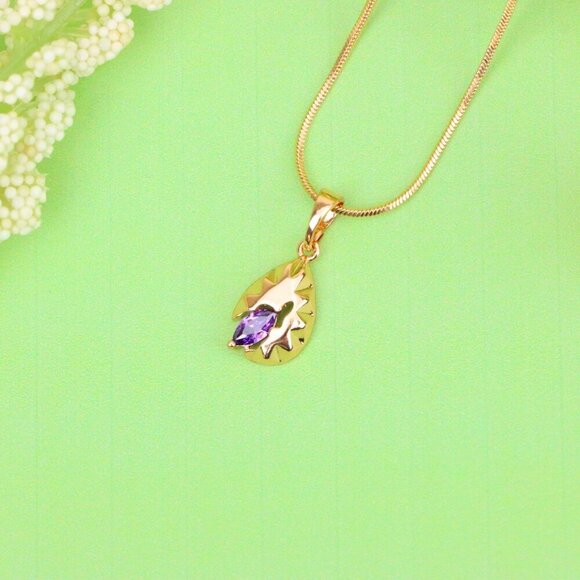 "Gold Teardrop Pendant with Marquise Purple Stone and Artistic Texture, XPPT1723 - Picture 3 of 13